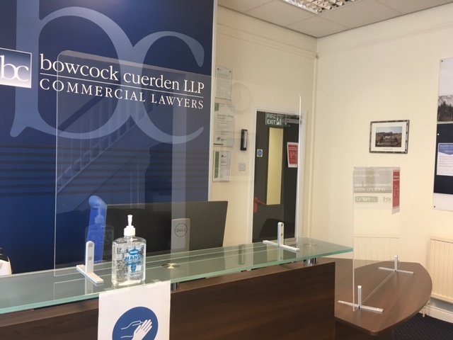 Safety First – Workplace Protection Screens